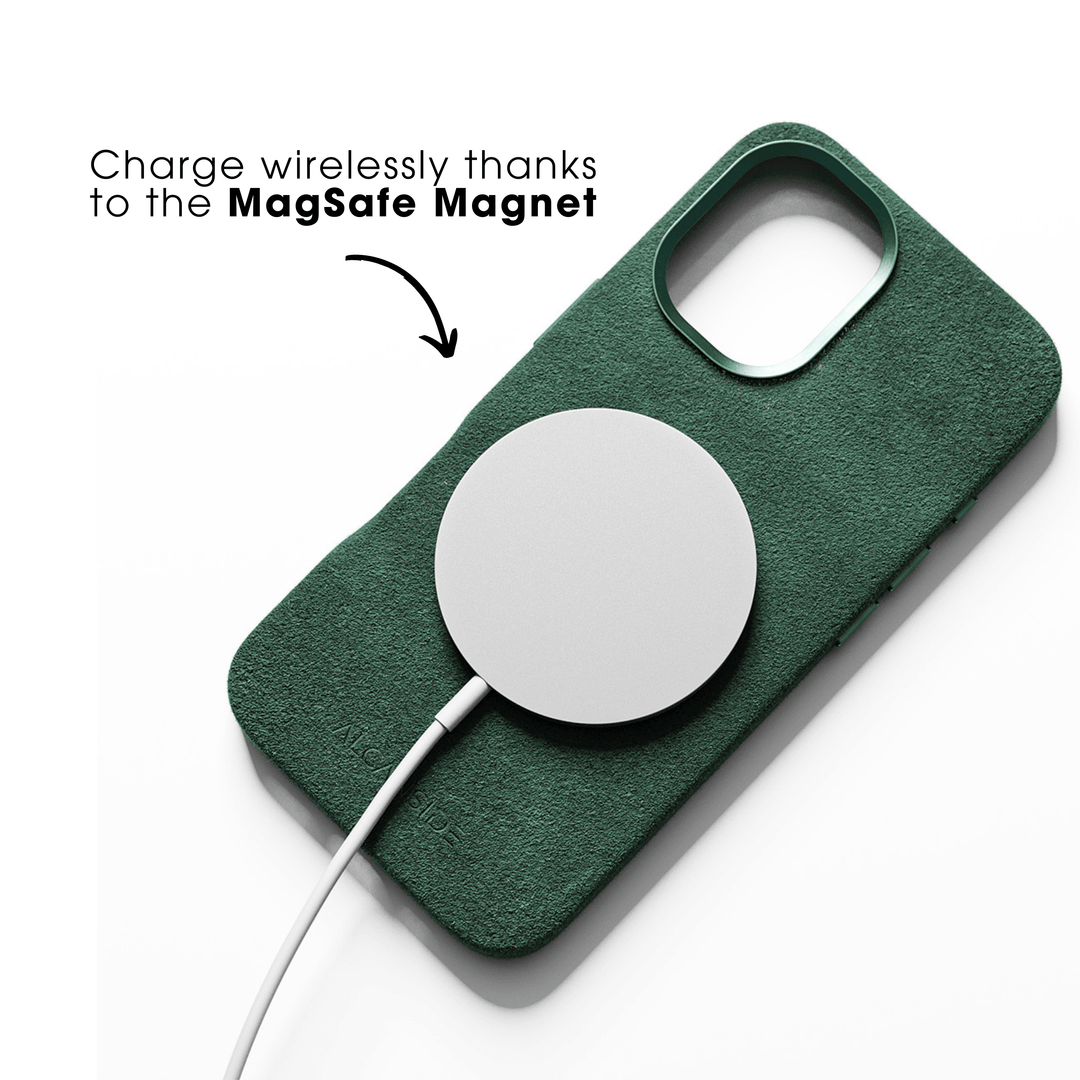 iPhone 16 - Alcantara Case- Midnight Green