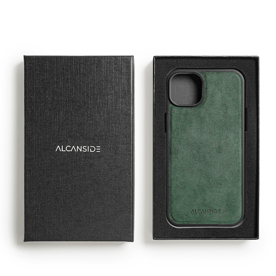 iPhone 15 Plus - Alcantara Case With MagSafe Magnet - Midnight Green - Alcanside