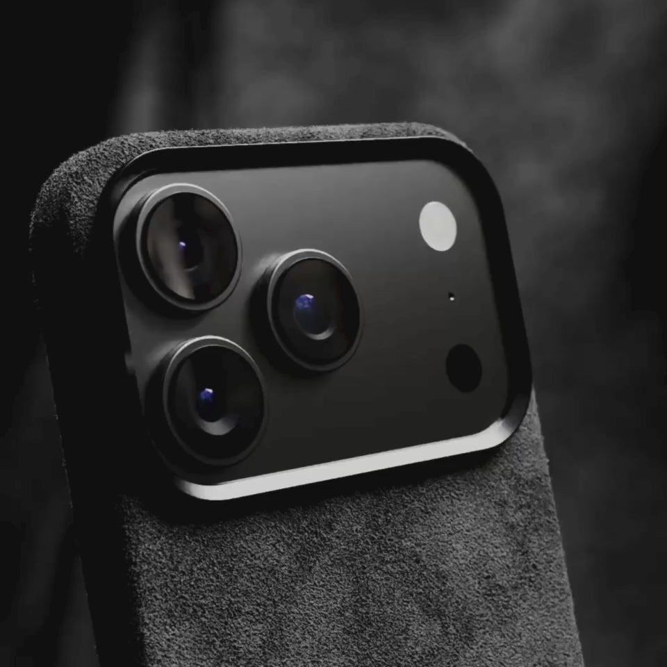 iPhone 17 Pro Max - Alcantara Case - Space Grey